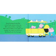 Peppa Pig™: Peppa Goes Camping (Mini Edition)